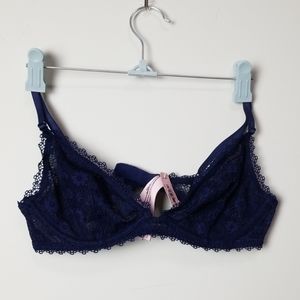 🎁 Victoria Secret navy So Sexy Lace unlined wired bralette